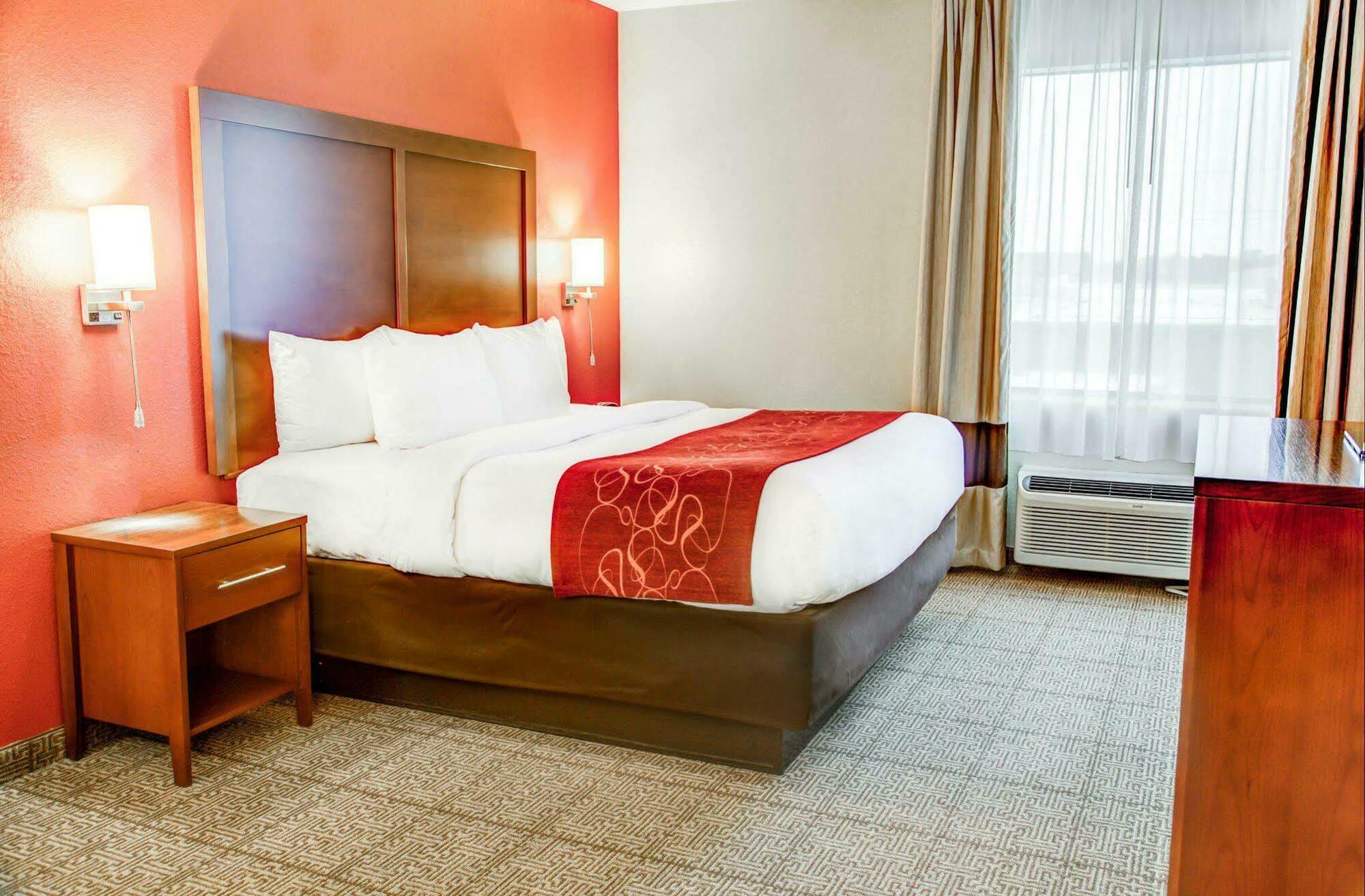 คอมฟอร์ต สวีท ไทเลอร์ เซาท์ Hotel ภายนอก รูปภาพ